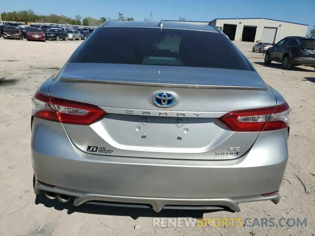 6 Photograph of a damaged car 4T1B21HK3KU517492 TOYOTA CAMRY 2019