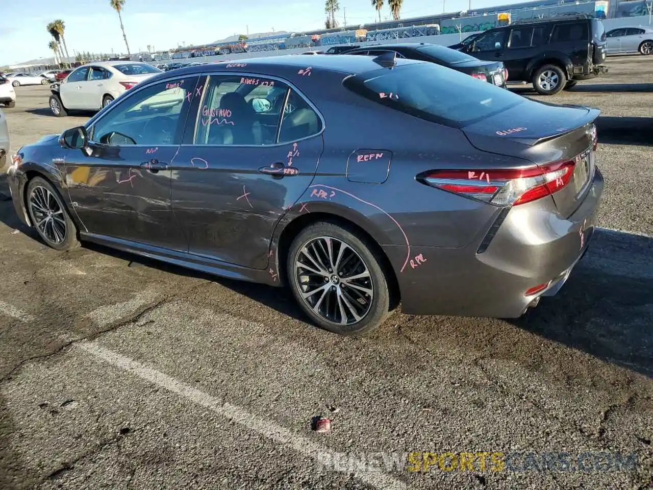 2 Photograph of a damaged car 4T1B21HK3KU517718 TOYOTA CAMRY 2019