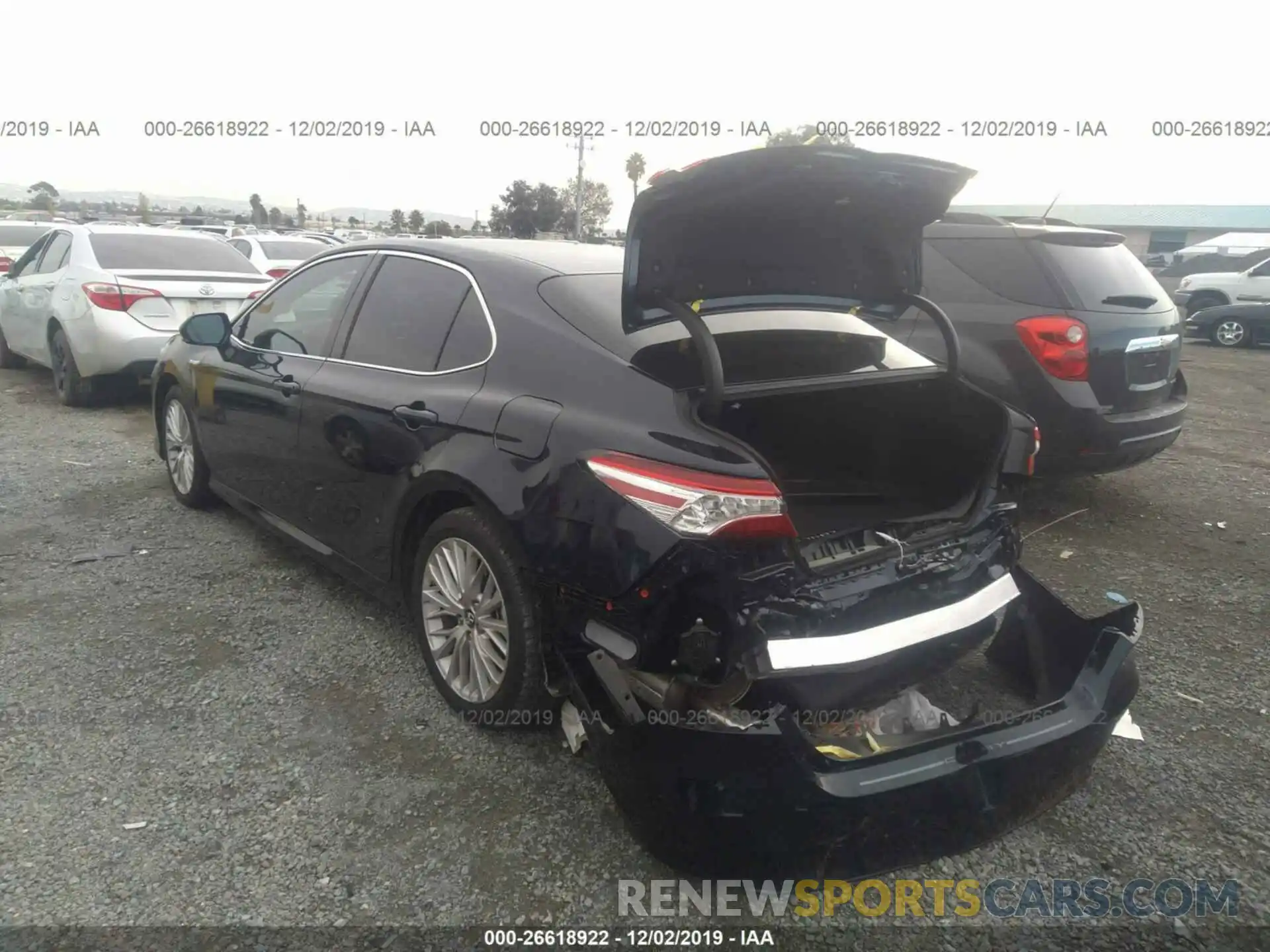 3 Photograph of a damaged car 4T1B21HK3KU517721 TOYOTA CAMRY 2019