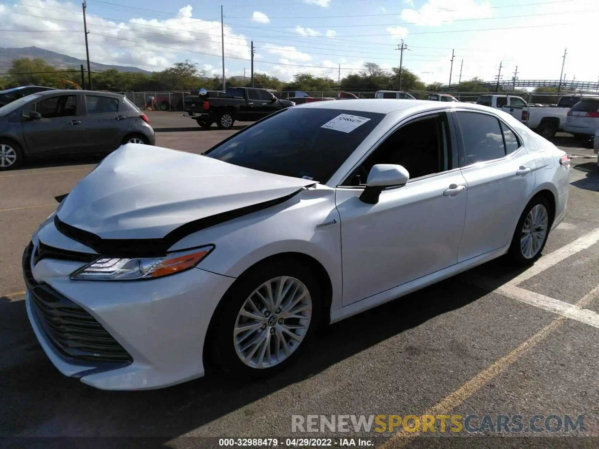 2 Photograph of a damaged car 4T1B21HK3KU519775 TOYOTA CAMRY 2019