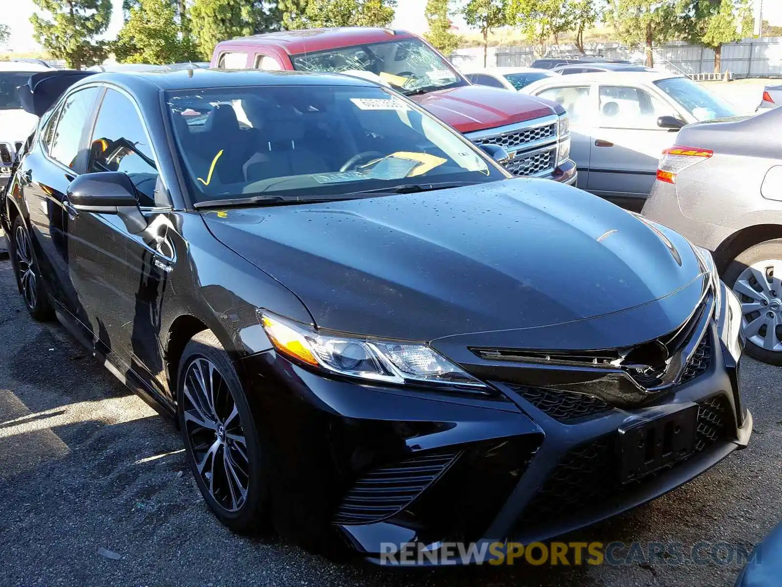 1 Photograph of a damaged car 4T1B21HK3KU521008 TOYOTA CAMRY 2019