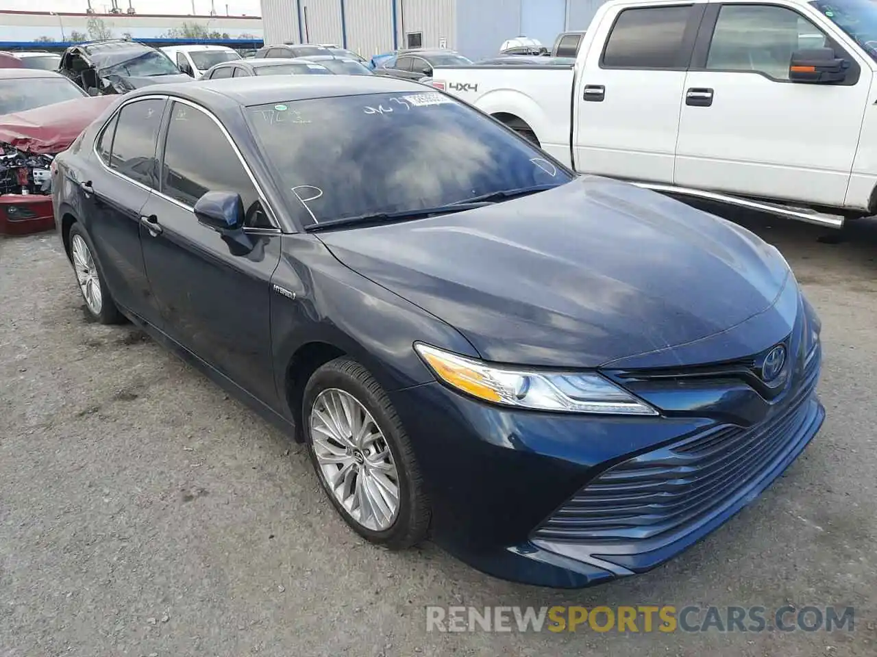 1 Photograph of a damaged car 4T1B21HK3KU521932 TOYOTA CAMRY 2019