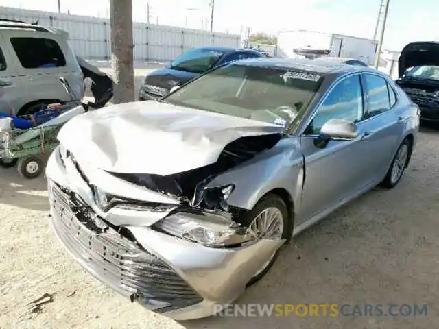 2 Photograph of a damaged car 4T1B21HK4KU010312 TOYOTA CAMRY 2019