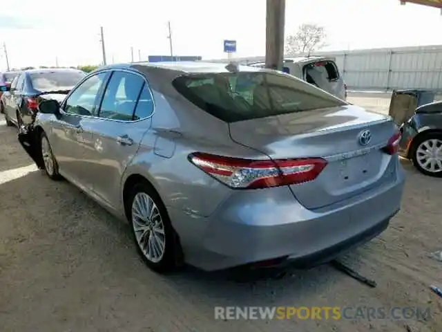 3 Photograph of a damaged car 4T1B21HK4KU010312 TOYOTA CAMRY 2019