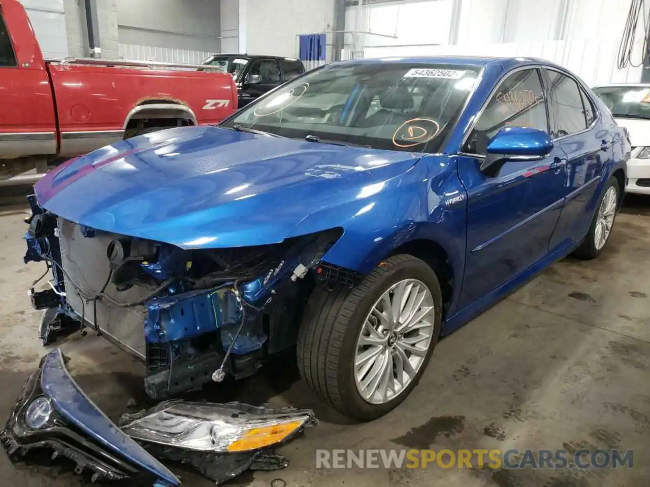 2 Photograph of a damaged car 4T1B21HK4KU012741 TOYOTA CAMRY 2019