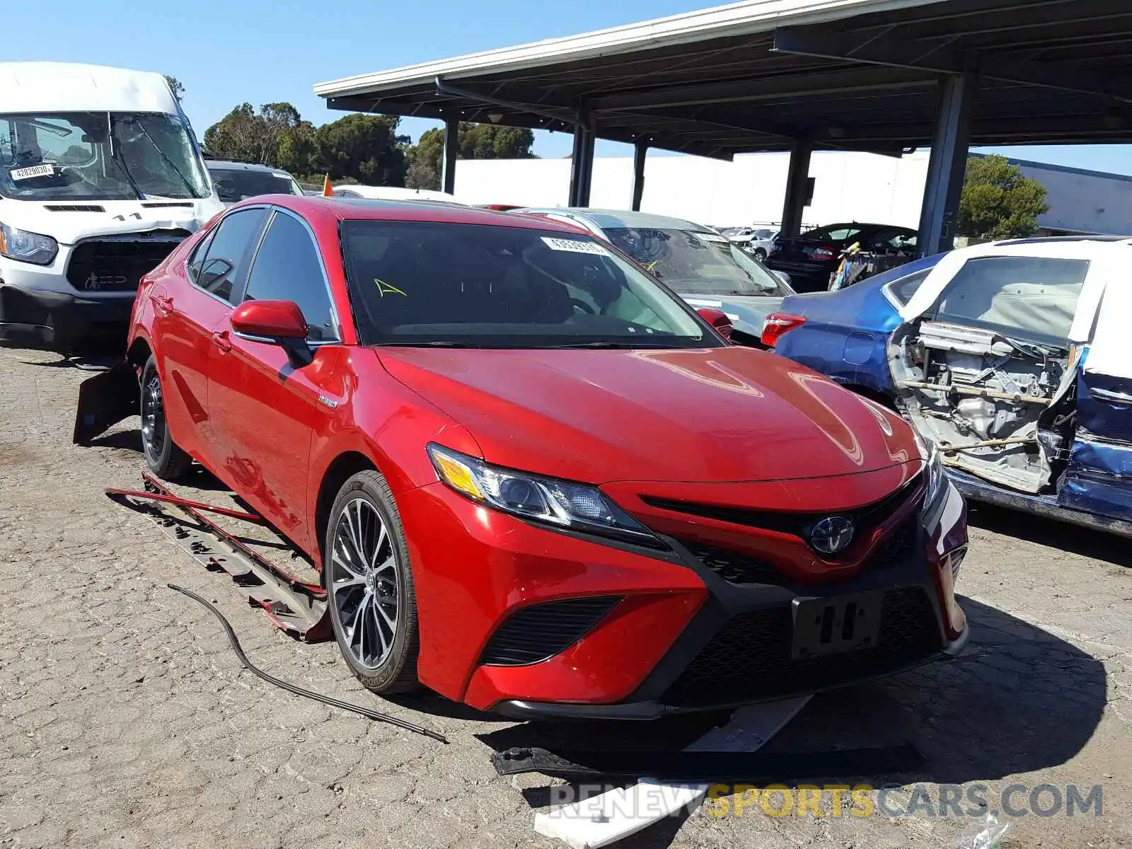 1 Photograph of a damaged car 4T1B21HK4KU012755 TOYOTA CAMRY 2019