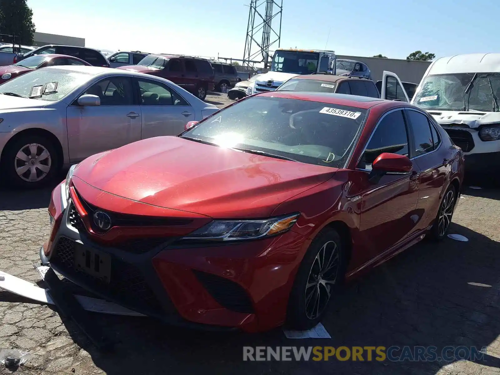 2 Photograph of a damaged car 4T1B21HK4KU012755 TOYOTA CAMRY 2019