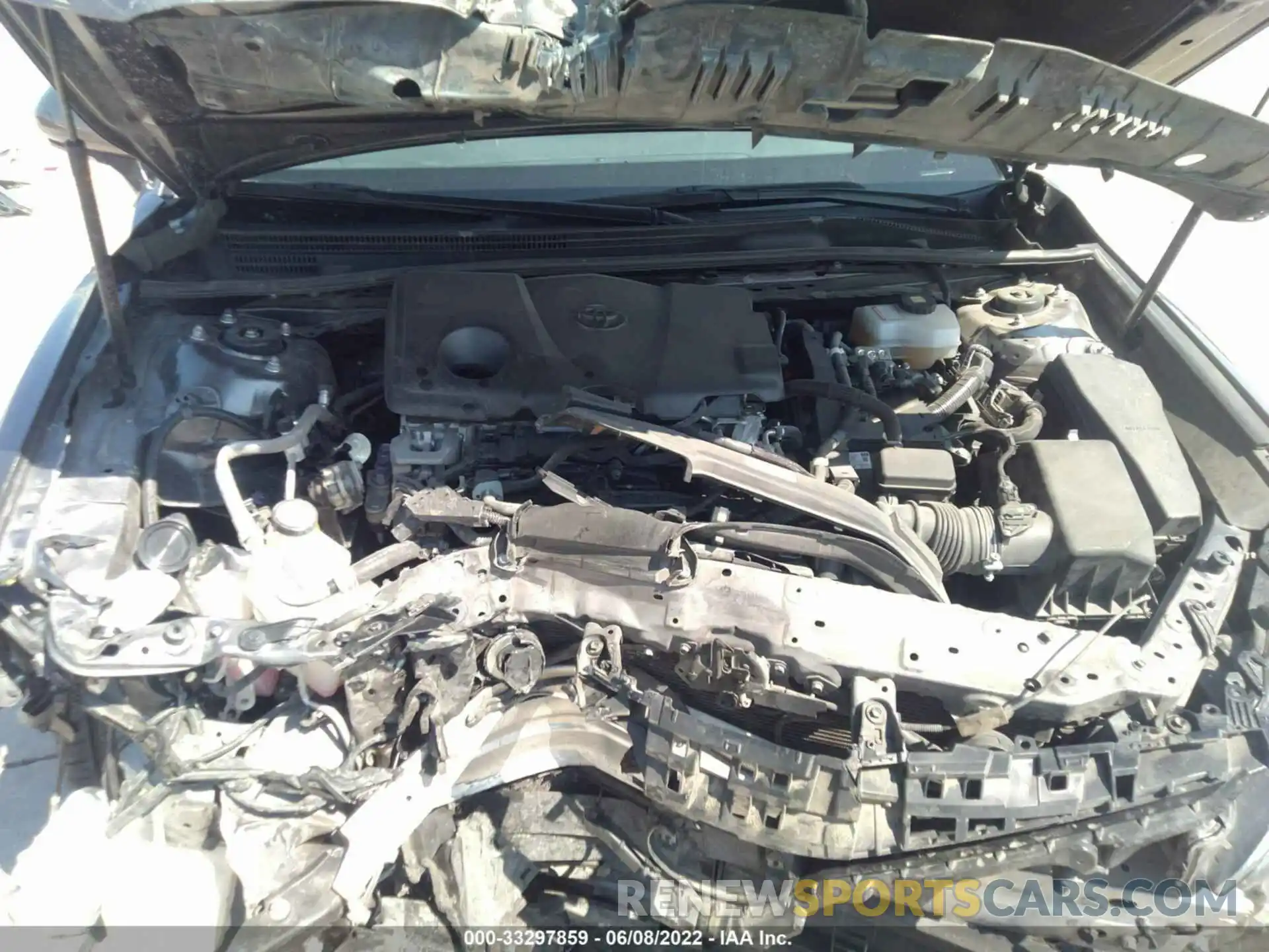 10 Photograph of a damaged car 4T1B21HK4KU511460 TOYOTA CAMRY 2019