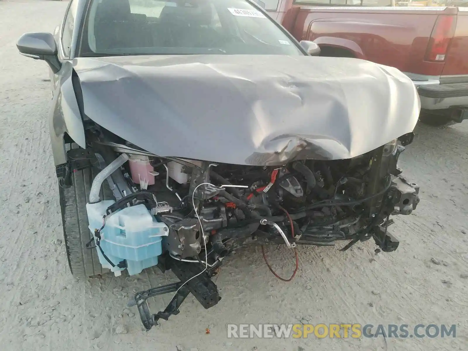 9 Photograph of a damaged car 4T1B21HK4KU518943 TOYOTA CAMRY 2019