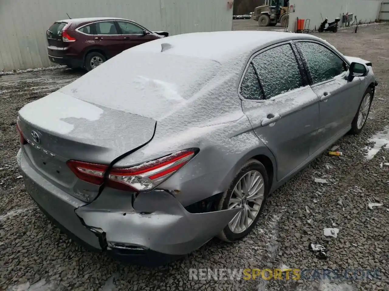 4 Photograph of a damaged car 4T1B21HK4KU519963 TOYOTA CAMRY 2019