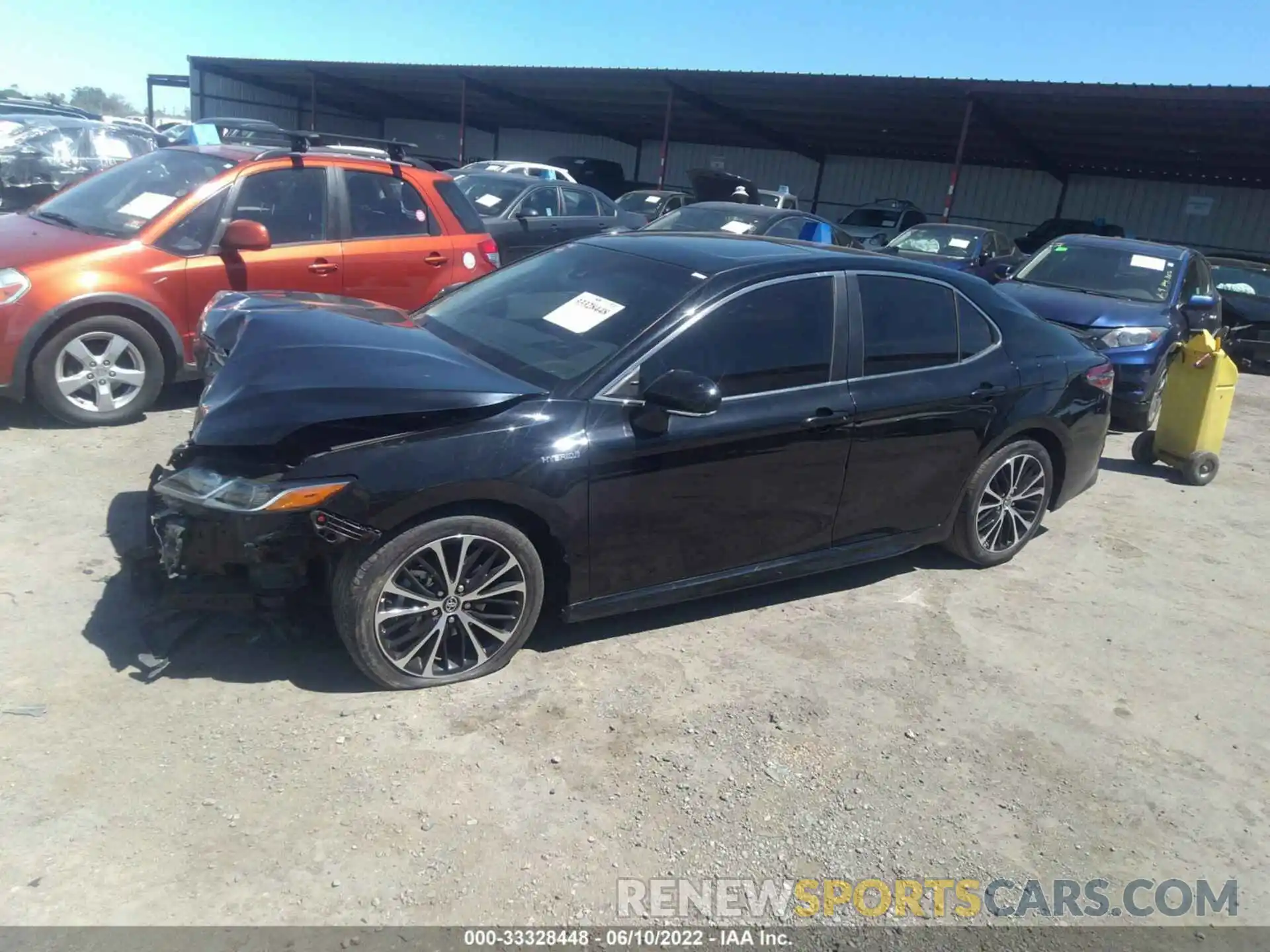 2 Photograph of a damaged car 4T1B21HK5KU009945 TOYOTA CAMRY 2019