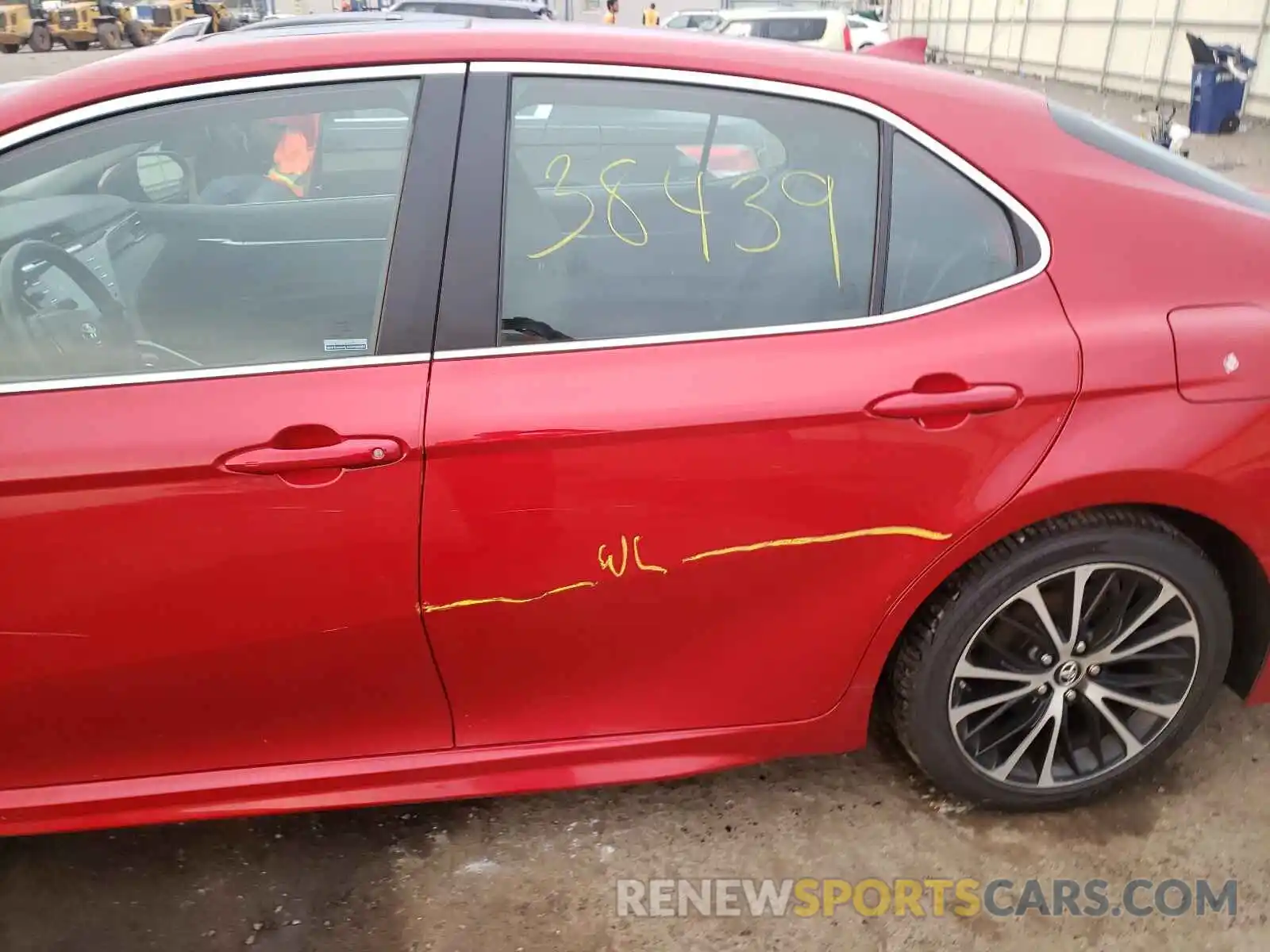 9 Photograph of a damaged car 4T1B21HK5KU011548 TOYOTA CAMRY 2019