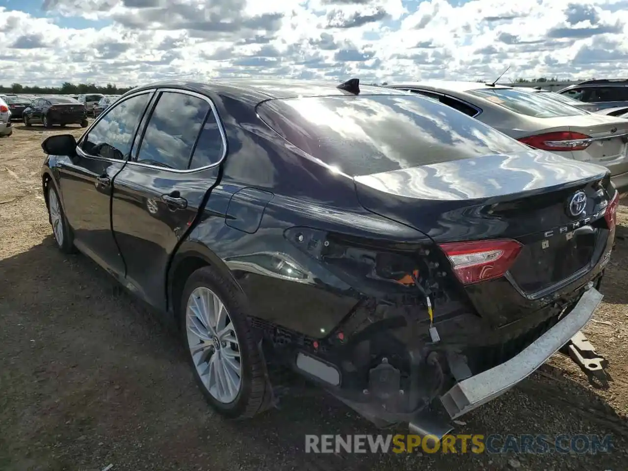 3 Photograph of a damaged car 4T1B21HK5KU515159 TOYOTA CAMRY 2019