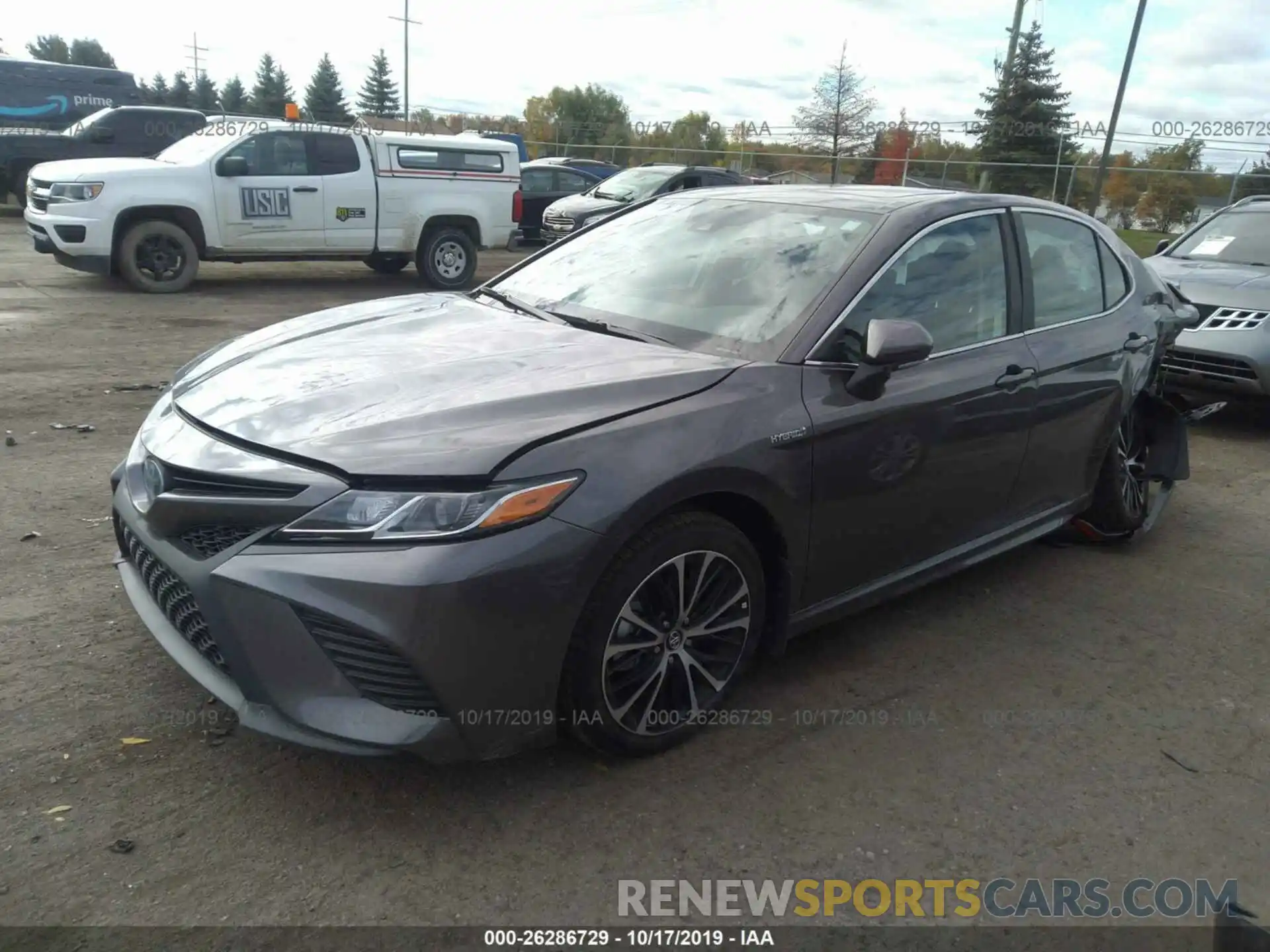 2 Photograph of a damaged car 4T1B21HK5KU520751 TOYOTA CAMRY 2019