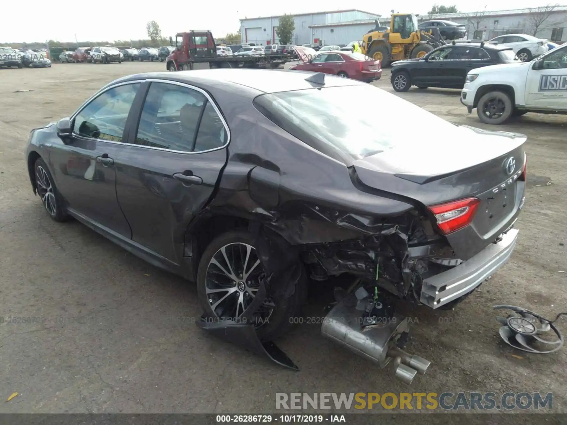 3 Photograph of a damaged car 4T1B21HK5KU520751 TOYOTA CAMRY 2019