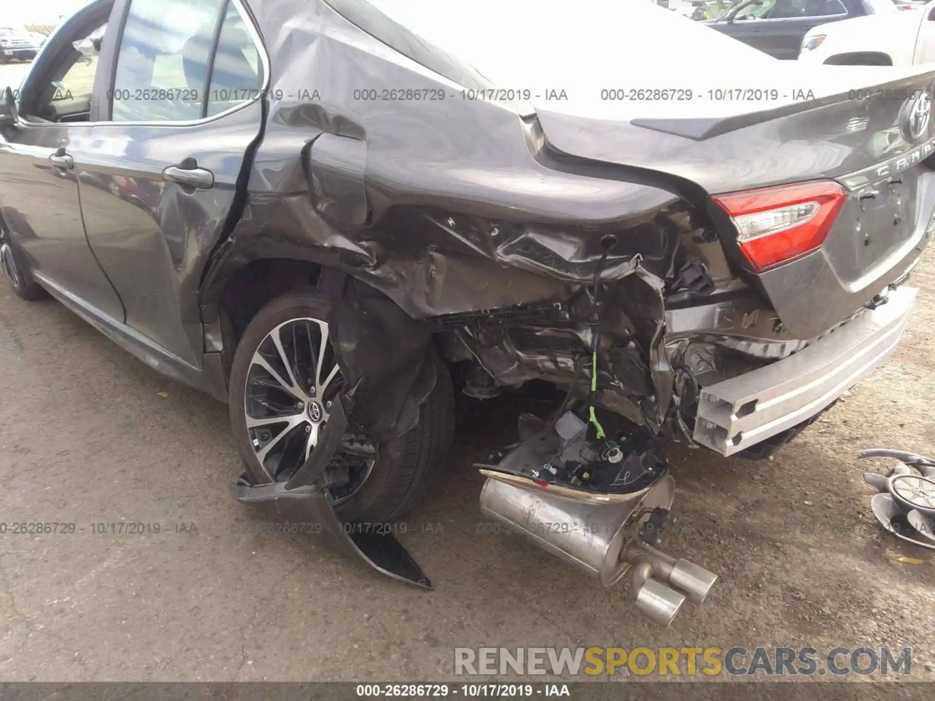 6 Photograph of a damaged car 4T1B21HK5KU520751 TOYOTA CAMRY 2019