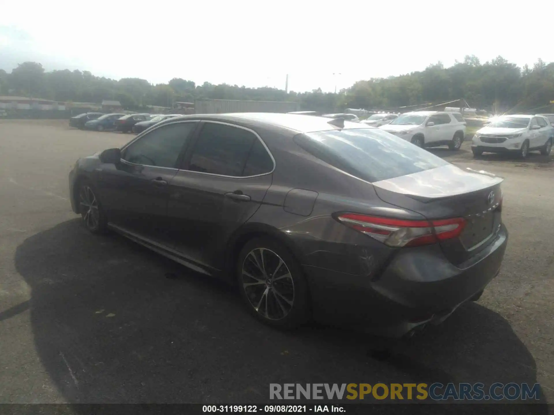 3 Photograph of a damaged car 4T1B21HK5KU521186 TOYOTA CAMRY 2019