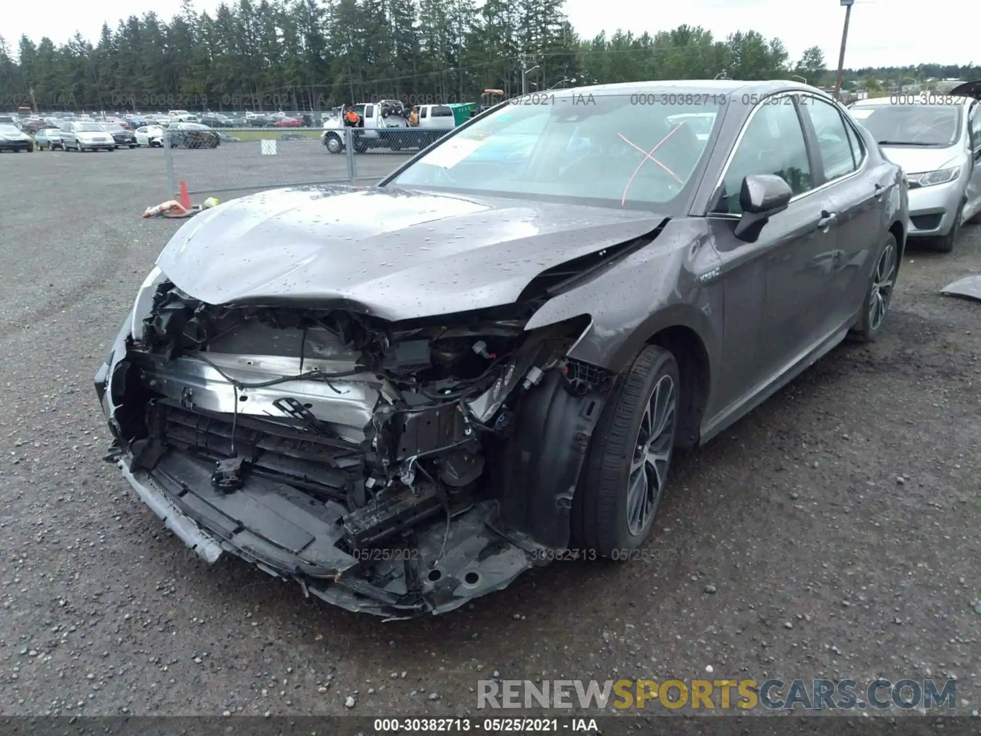 2 Photograph of a damaged car 4T1B21HK6KU011901 TOYOTA CAMRY 2019