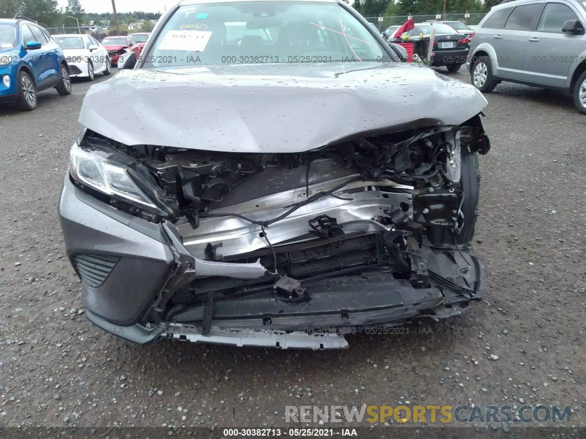 6 Photograph of a damaged car 4T1B21HK6KU011901 TOYOTA CAMRY 2019