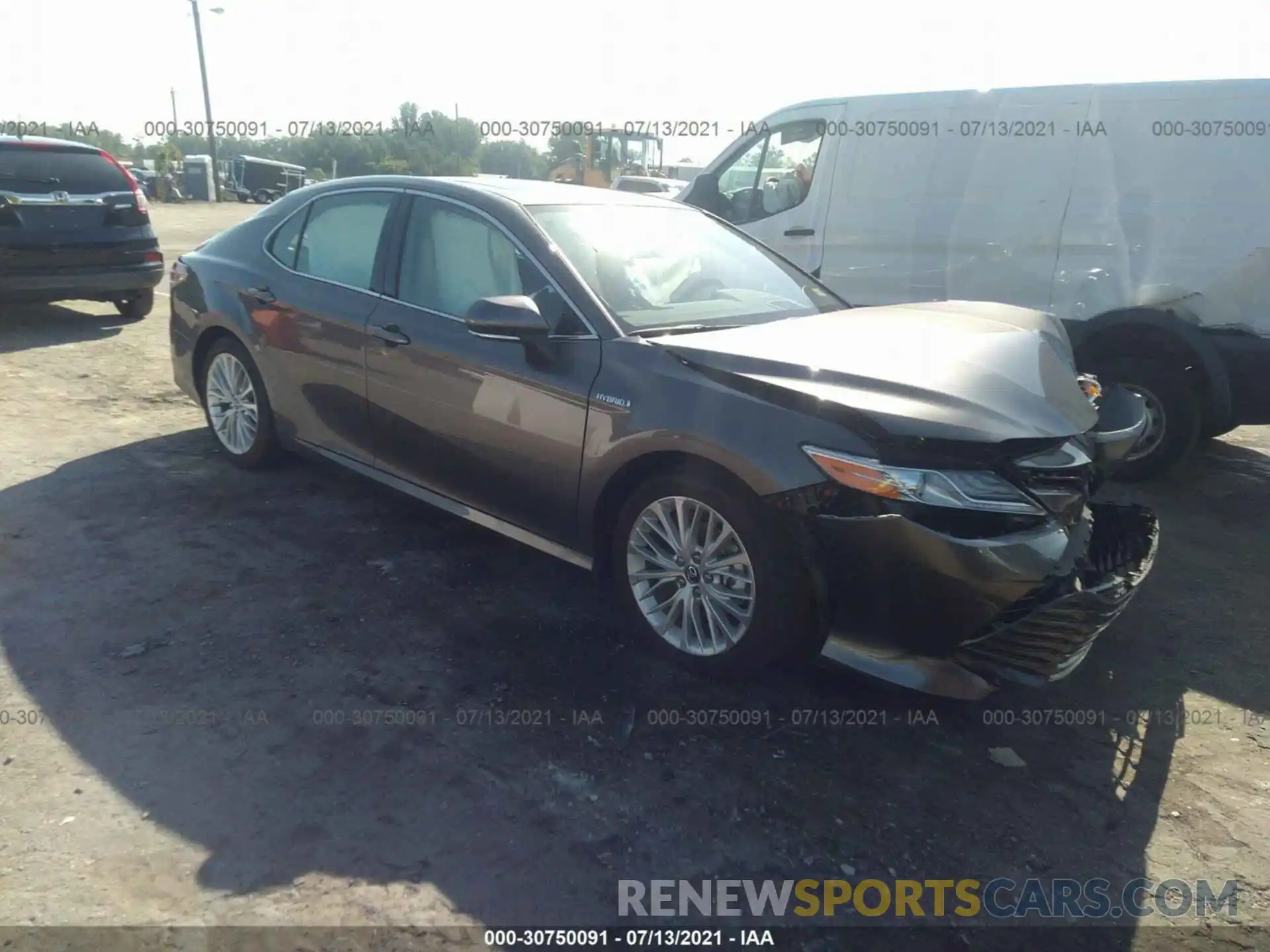 1 Photograph of a damaged car 4T1B21HK6KU514229 TOYOTA CAMRY 2019