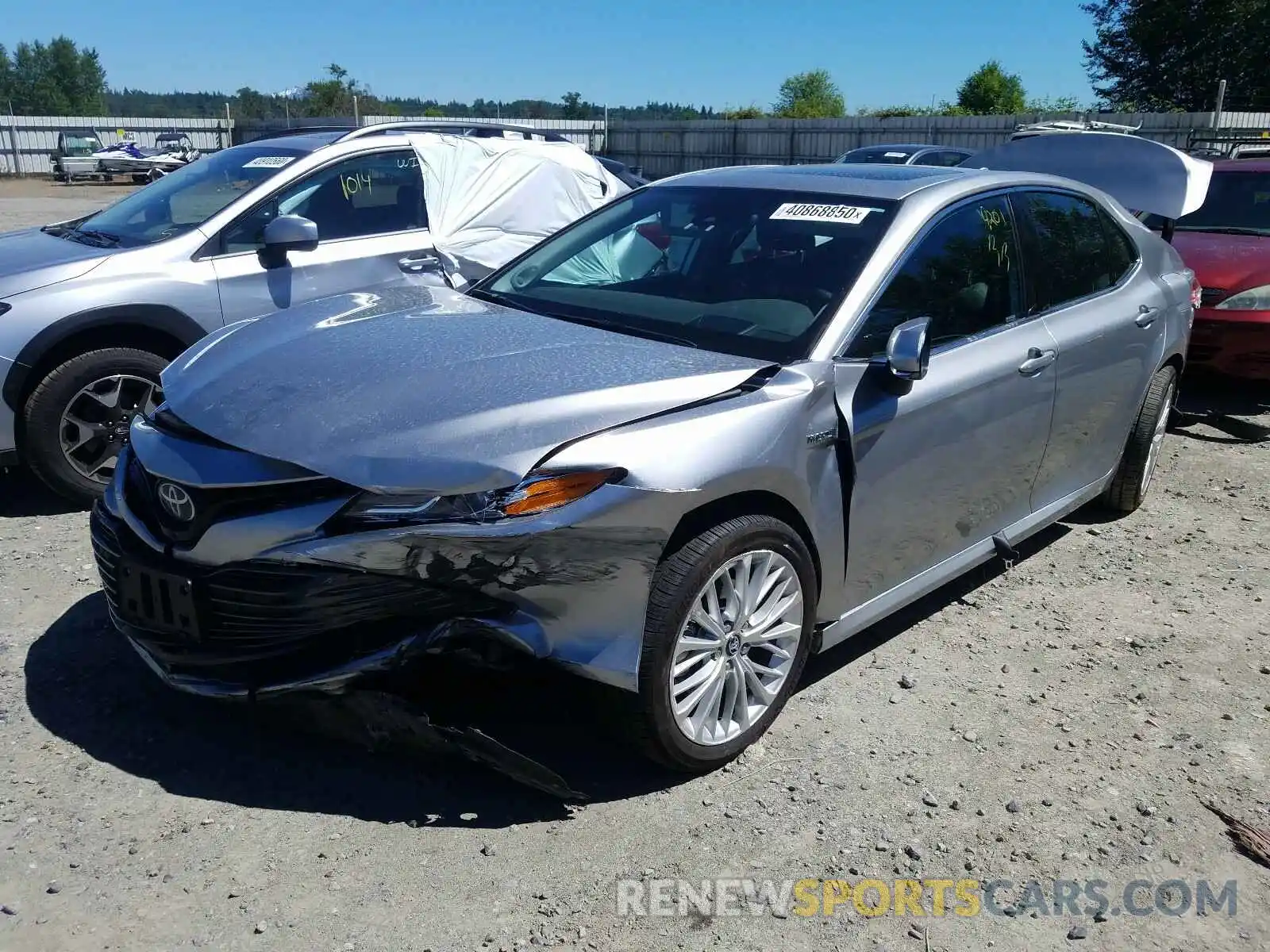 2 Photograph of a damaged car 4T1B21HK6KU515154 TOYOTA CAMRY 2019