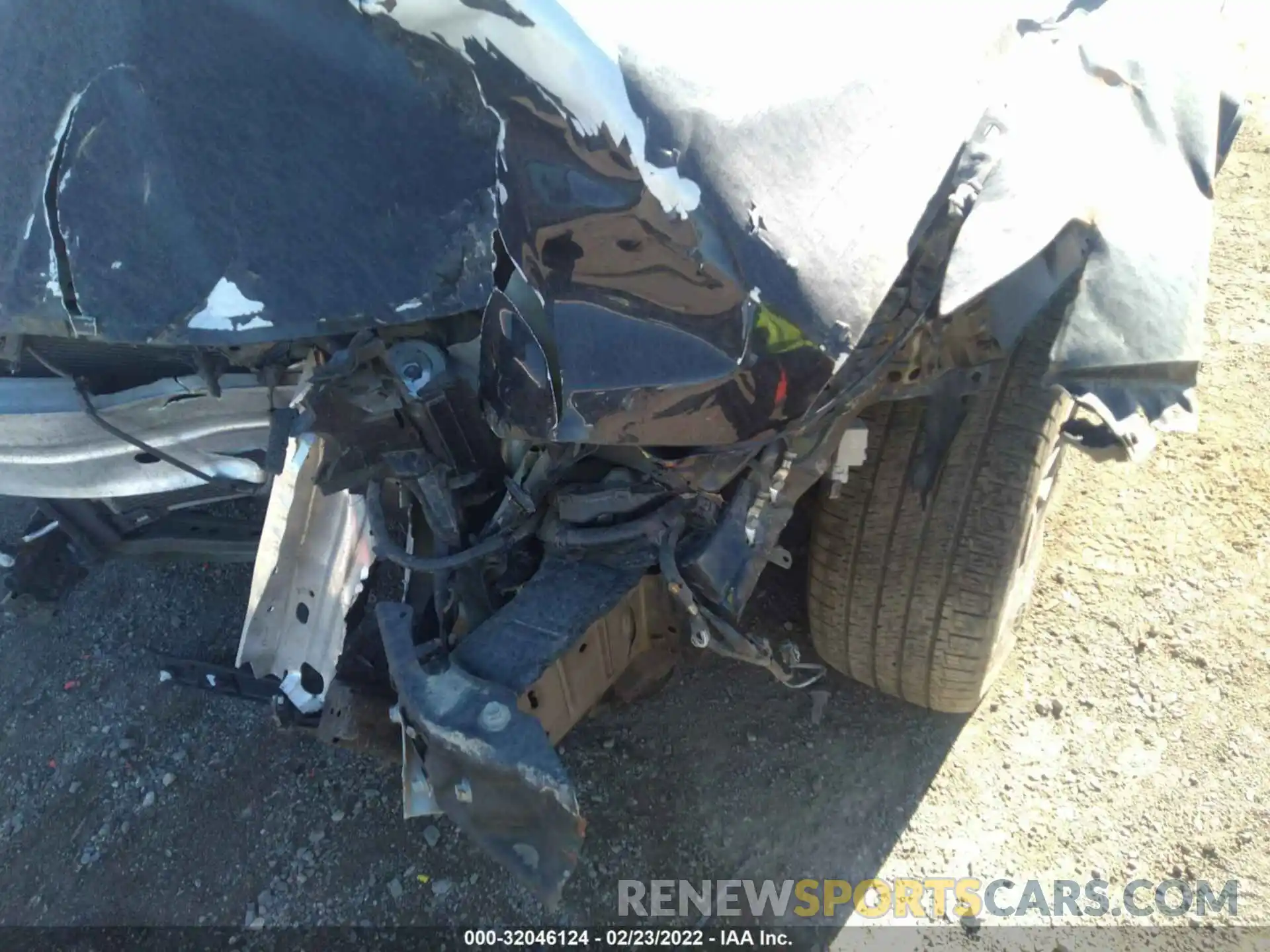 6 Photograph of a damaged car 4T1B21HK6KU518801 TOYOTA CAMRY 2019