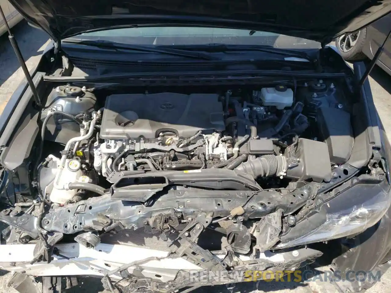 7 Photograph of a damaged car 4T1B21HK6KU520421 TOYOTA CAMRY 2019