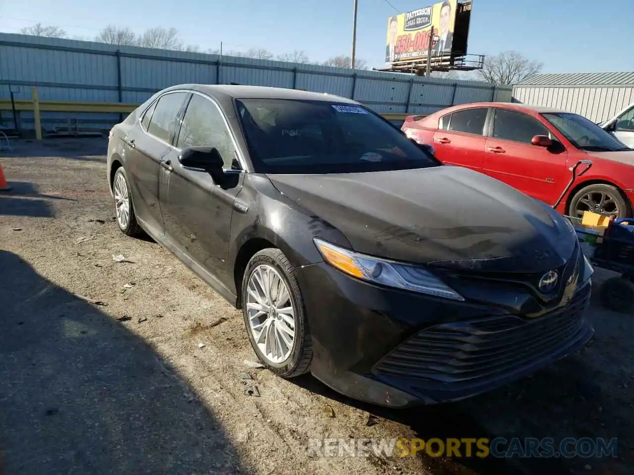 1 Photograph of a damaged car 4T1B21HK6KU521035 TOYOTA CAMRY 2019