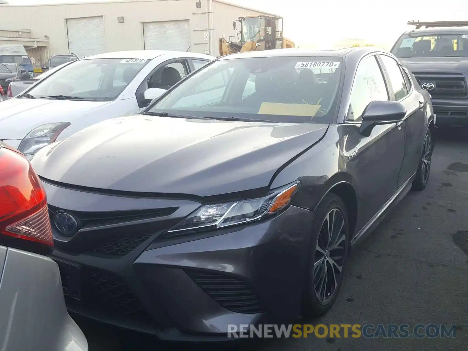 2 Photograph of a damaged car 4T1B21HK6KU521875 TOYOTA CAMRY 2019