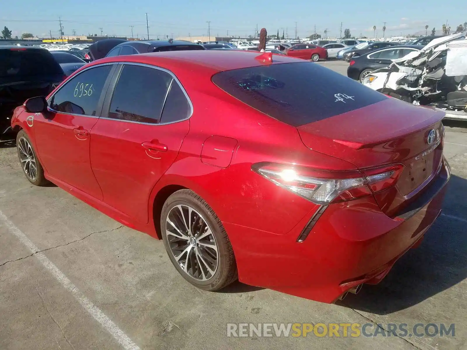 3 Photograph of a damaged car 4T1B21HK7KU010126 TOYOTA CAMRY 2019