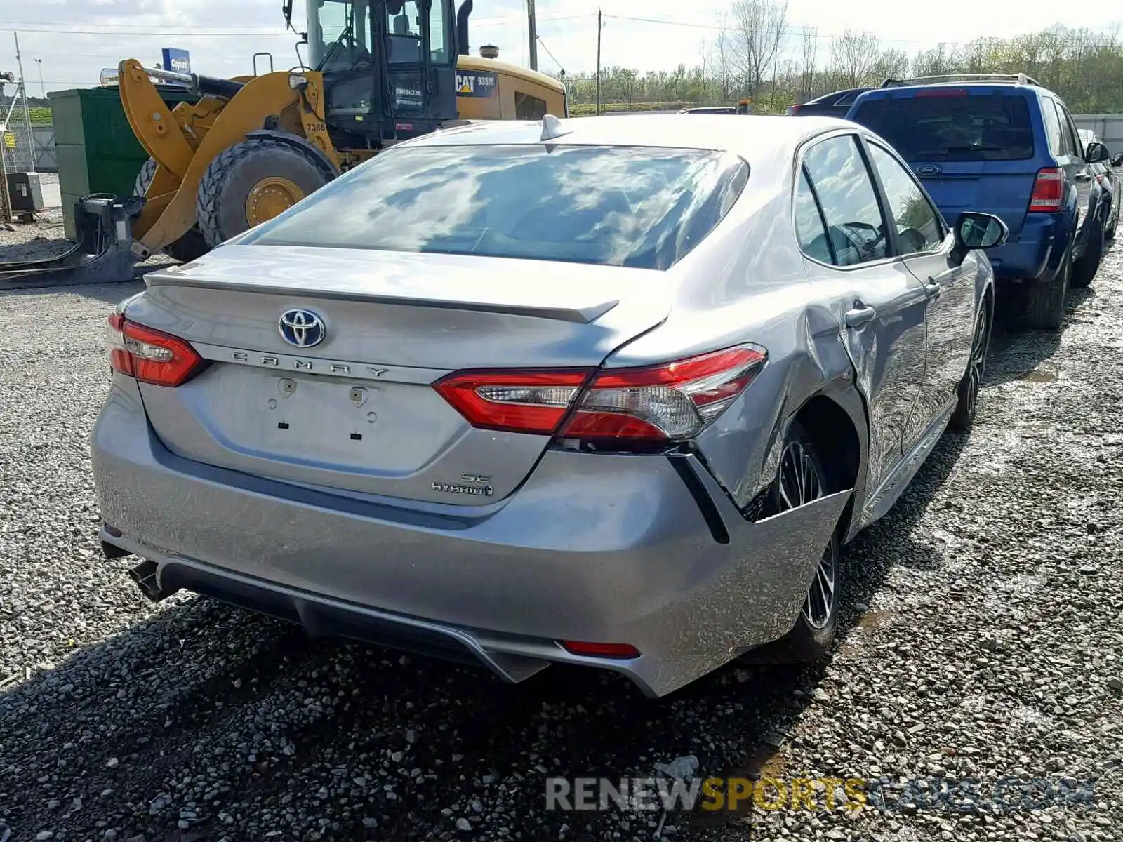 4 Photograph of a damaged car 4T1B21HK7KU011714 TOYOTA CAMRY 2019