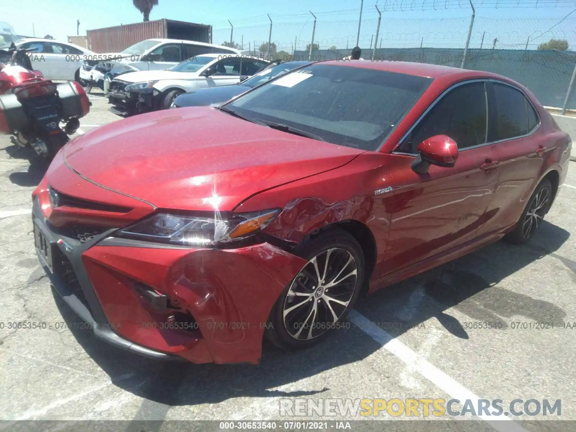 2 Photograph of a damaged car 4T1B21HK7KU013642 TOYOTA CAMRY 2019