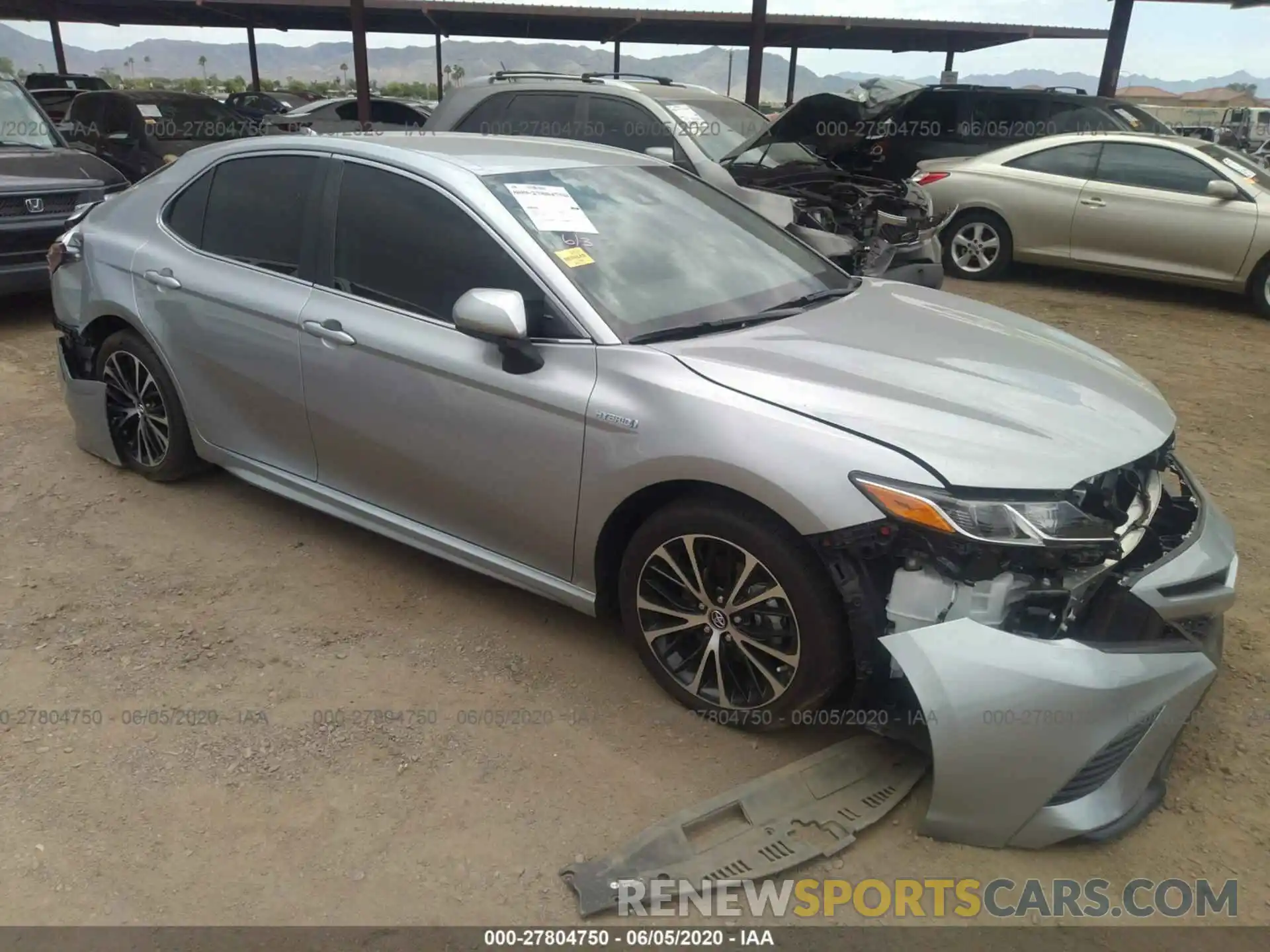 1 Photograph of a damaged car 4T1B21HK7KU014483 TOYOTA CAMRY 2019