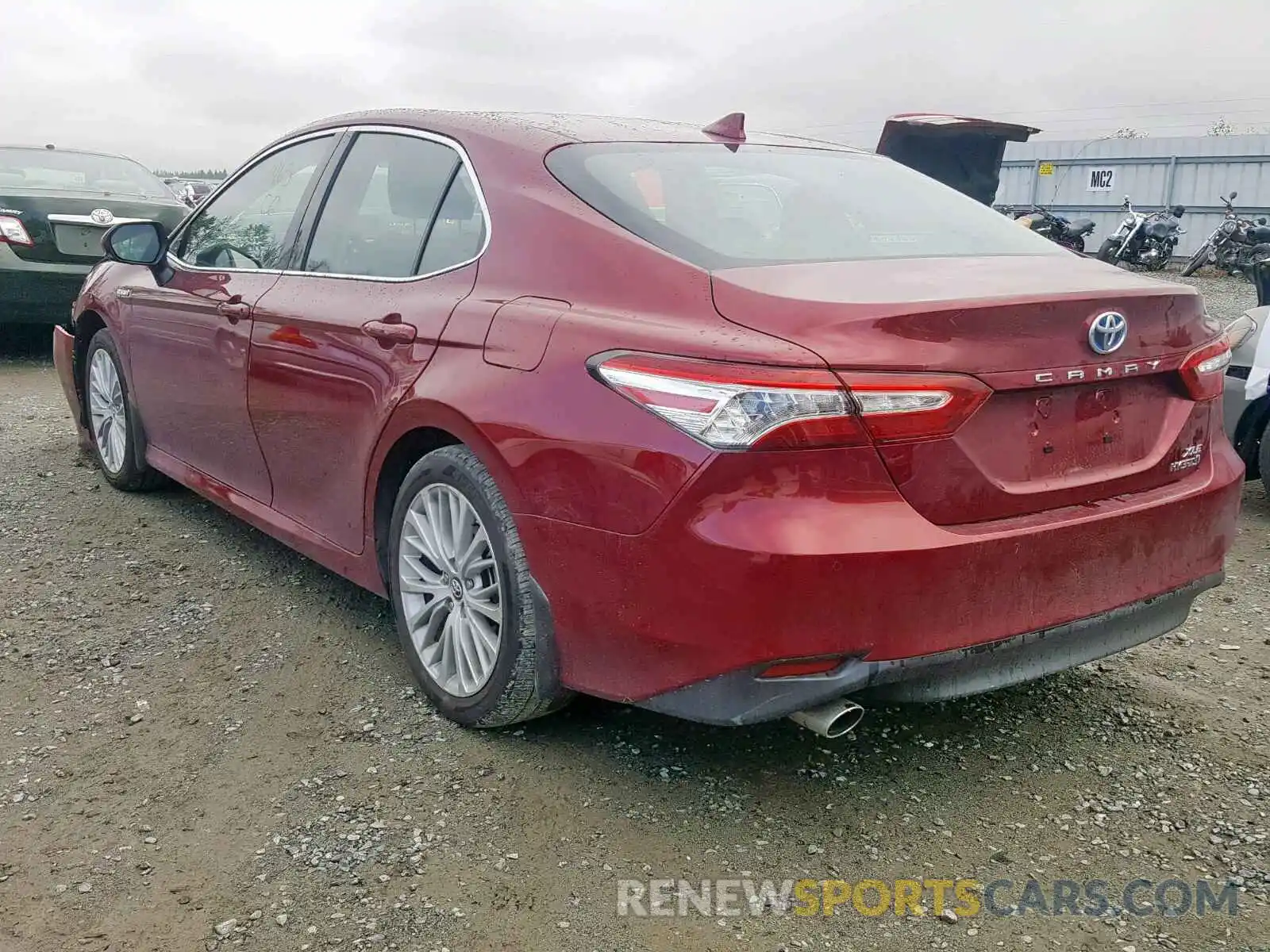 3 Фотография поврежденного автомобиля 4T1B21HK7KU511940 TOYOTA CAMRY 2019