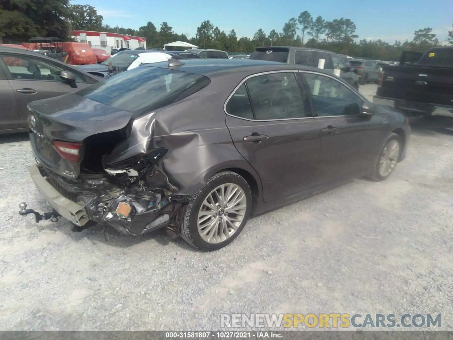 4 Photograph of a damaged car 4T1B21HK7KU513459 TOYOTA CAMRY 2019