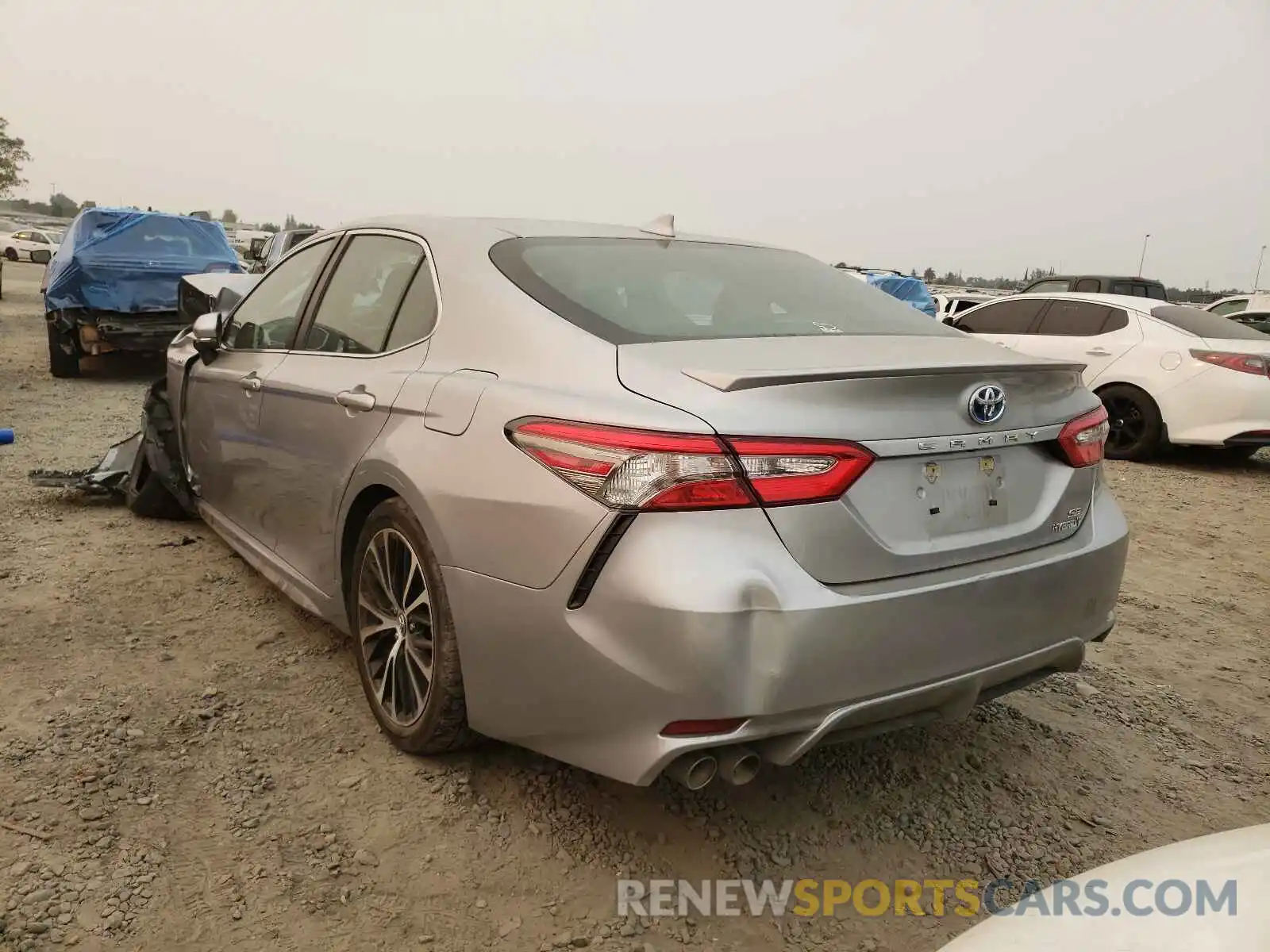 3 Фотография поврежденного автомобиля 4T1B21HK7KU514868 TOYOTA CAMRY 2019