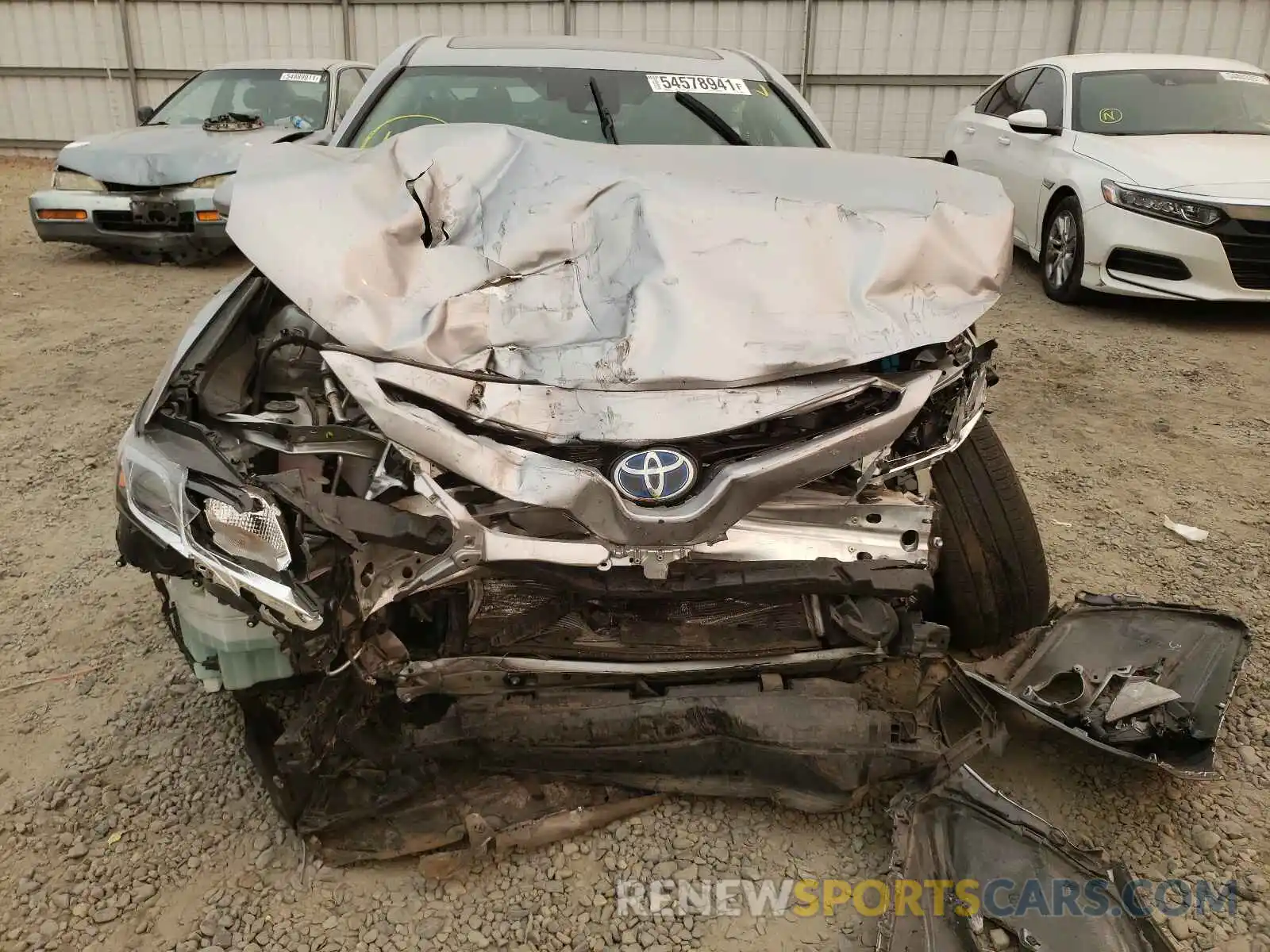 7 Photograph of a damaged car 4T1B21HK7KU514868 TOYOTA CAMRY 2019