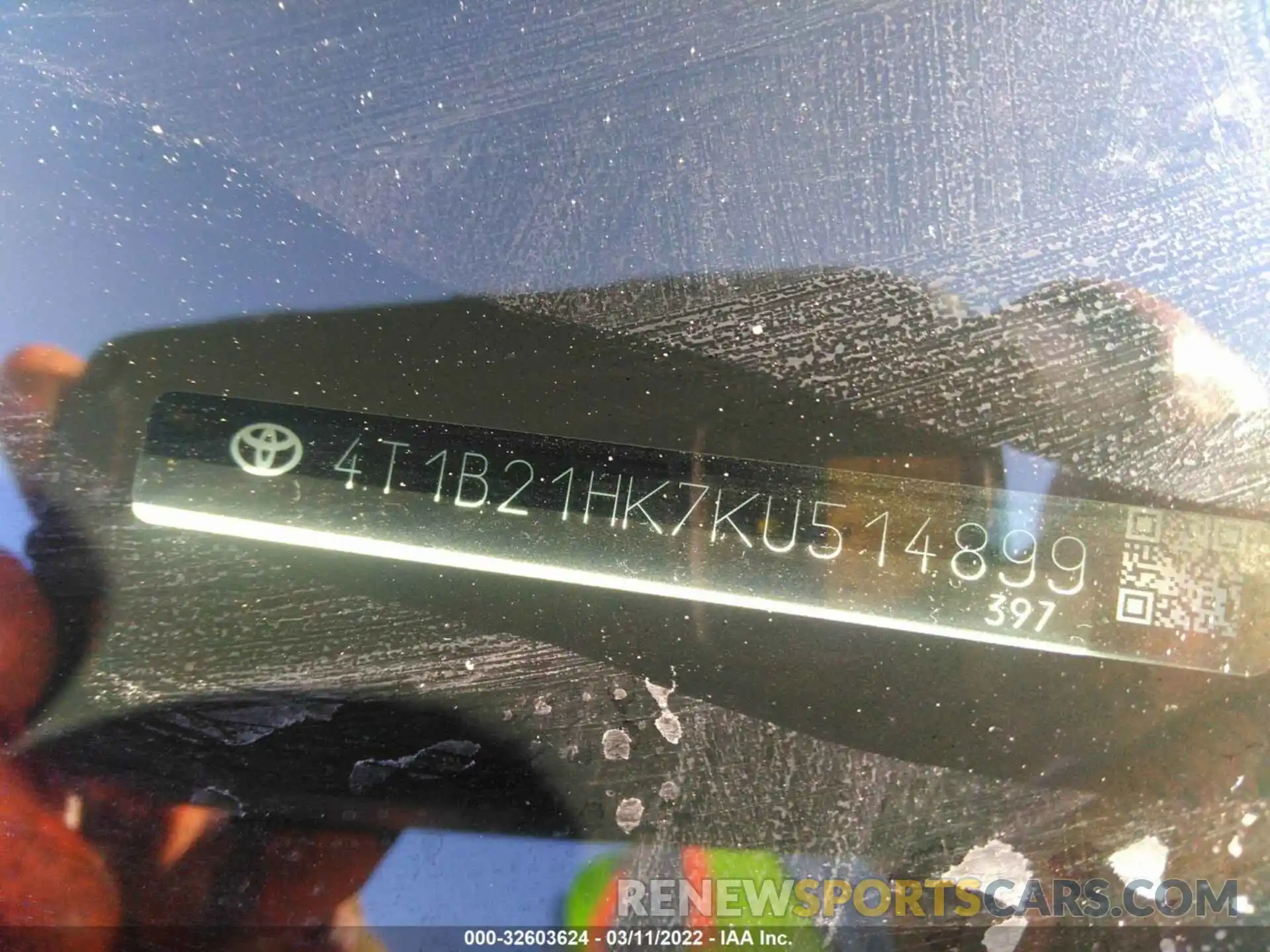 9 Photograph of a damaged car 4T1B21HK7KU514899 TOYOTA CAMRY 2019