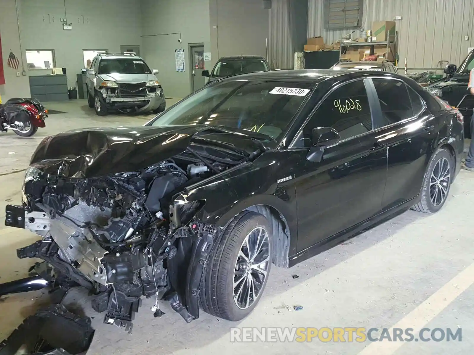 2 Photograph of a damaged car 4T1B21HK7KU515132 TOYOTA CAMRY 2019