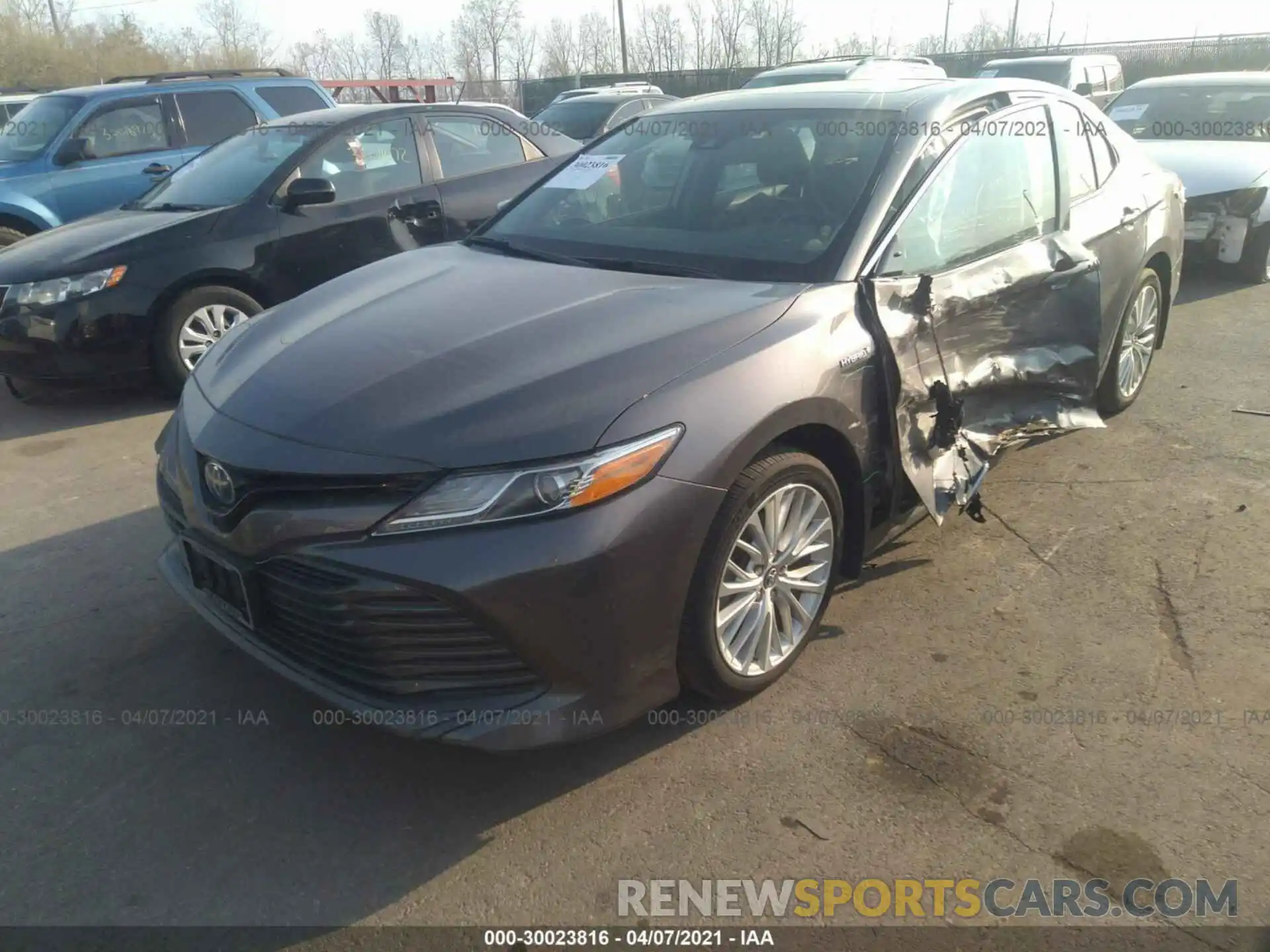 2 Photograph of a damaged car 4T1B21HK7KU515437 TOYOTA CAMRY 2019