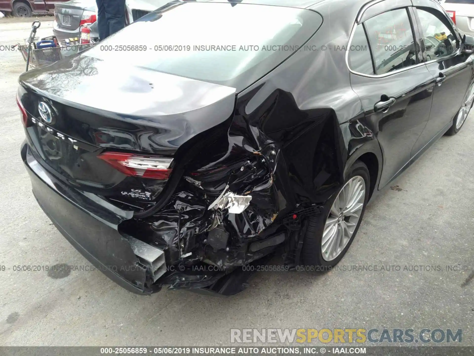 6 Photograph of a damaged car 4T1B21HK7KU515793 TOYOTA CAMRY 2019