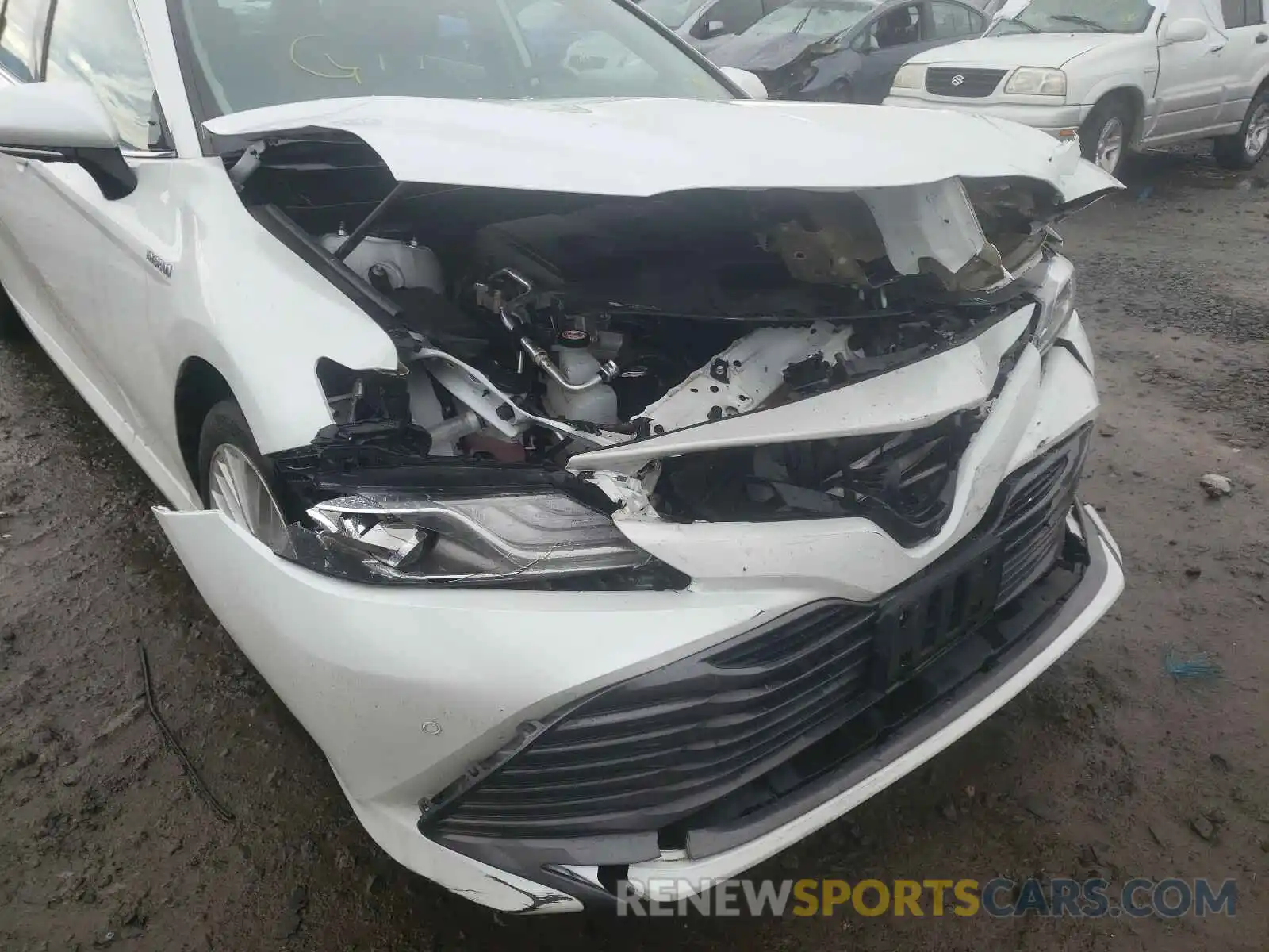 9 Photograph of a damaged car 4T1B21HK7KU516295 TOYOTA CAMRY 2019