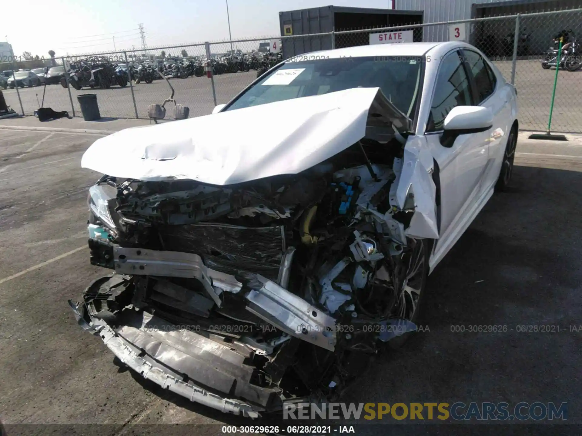 6 Photograph of a damaged car 4T1B21HK7KU516927 TOYOTA CAMRY 2019