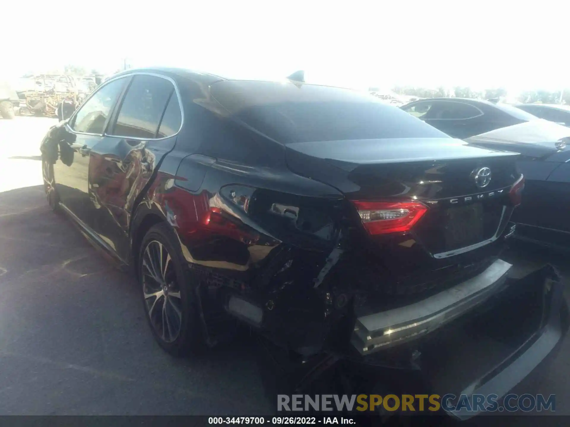 3 Photograph of a damaged car 4T1B21HK7KU518676 TOYOTA CAMRY 2019