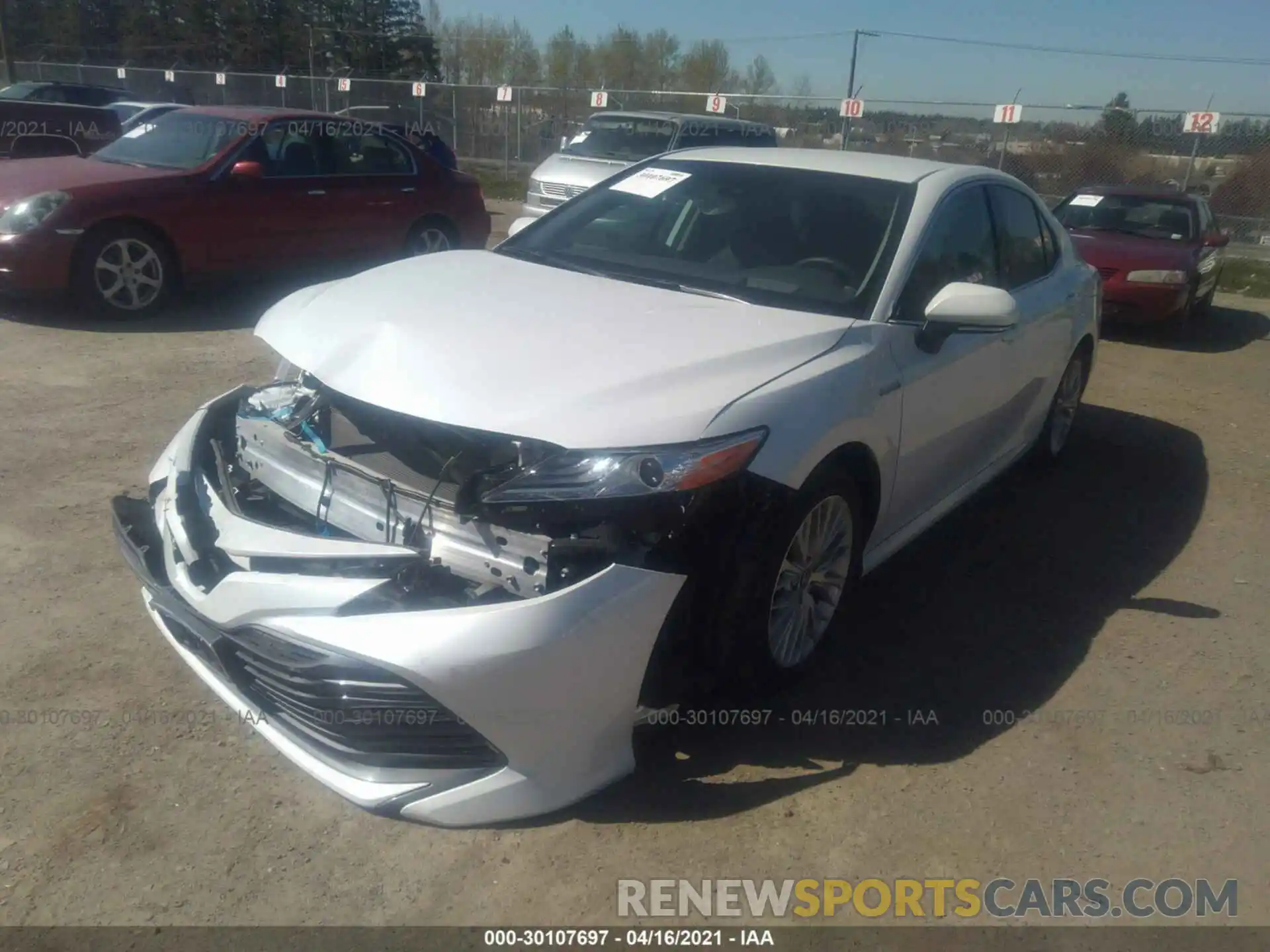 2 Photograph of a damaged car 4T1B21HK7KU519102 TOYOTA CAMRY 2019