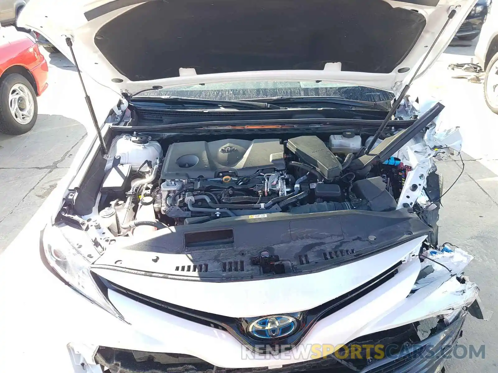 7 Photograph of a damaged car 4T1B21HK7KU520332 TOYOTA CAMRY 2019