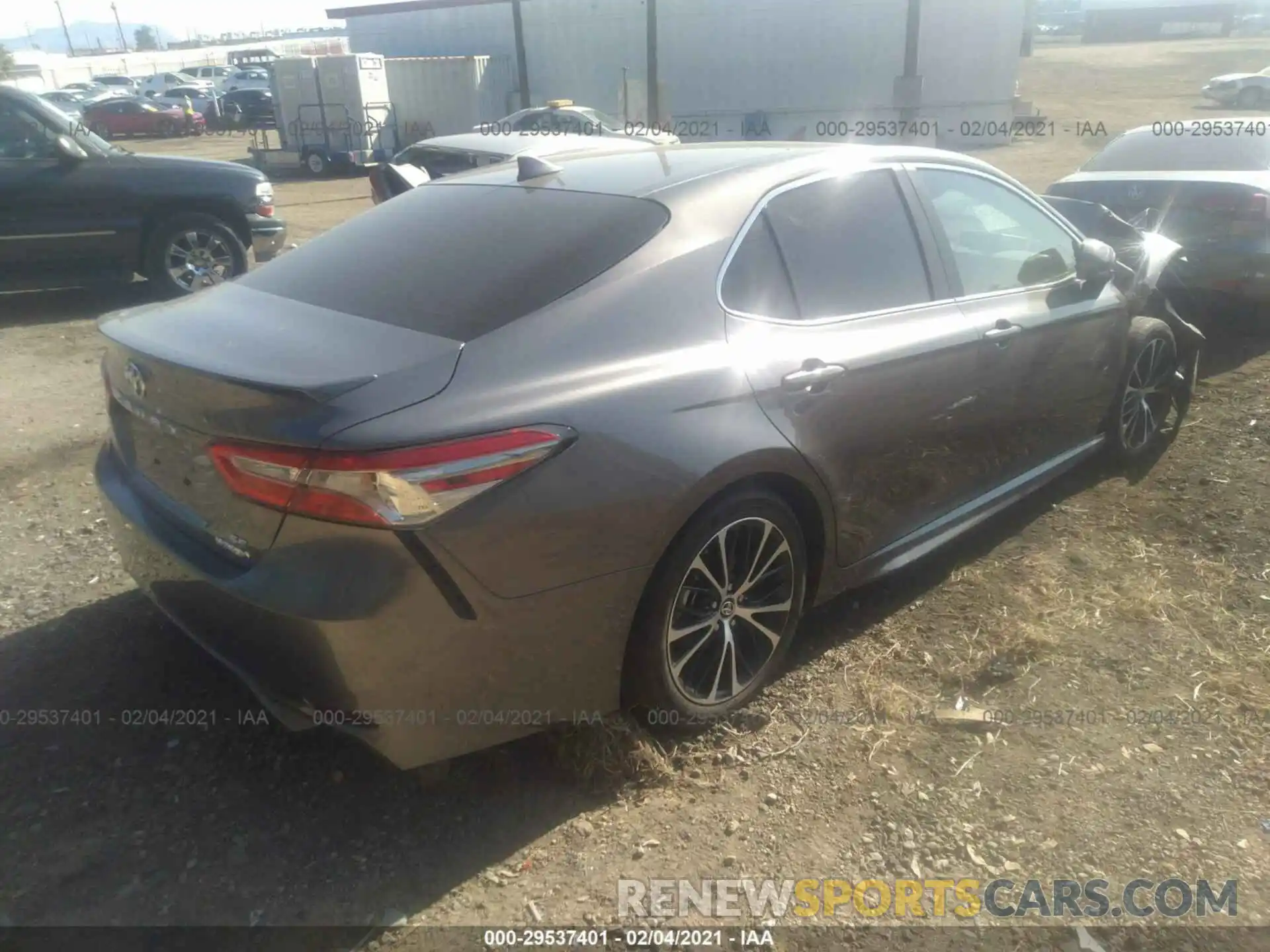 4 Фотография поврежденного автомобиля 4T1B21HK7KU521464 TOYOTA CAMRY 2019