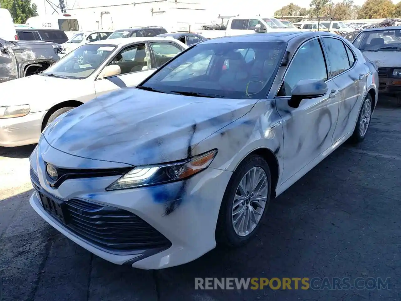 2 Photograph of a damaged car 4T1B21HK8KU010295 TOYOTA CAMRY 2019