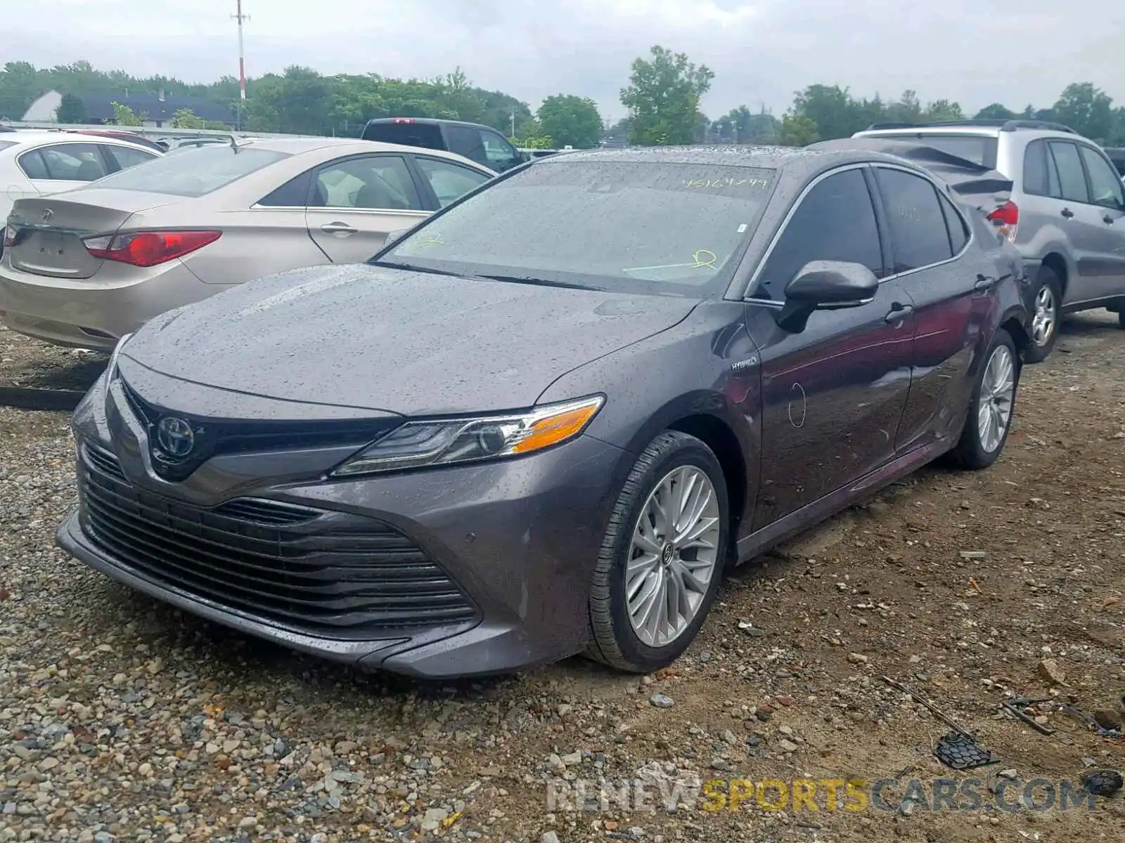 2 Photograph of a damaged car 4T1B21HK8KU010538 TOYOTA CAMRY 2019