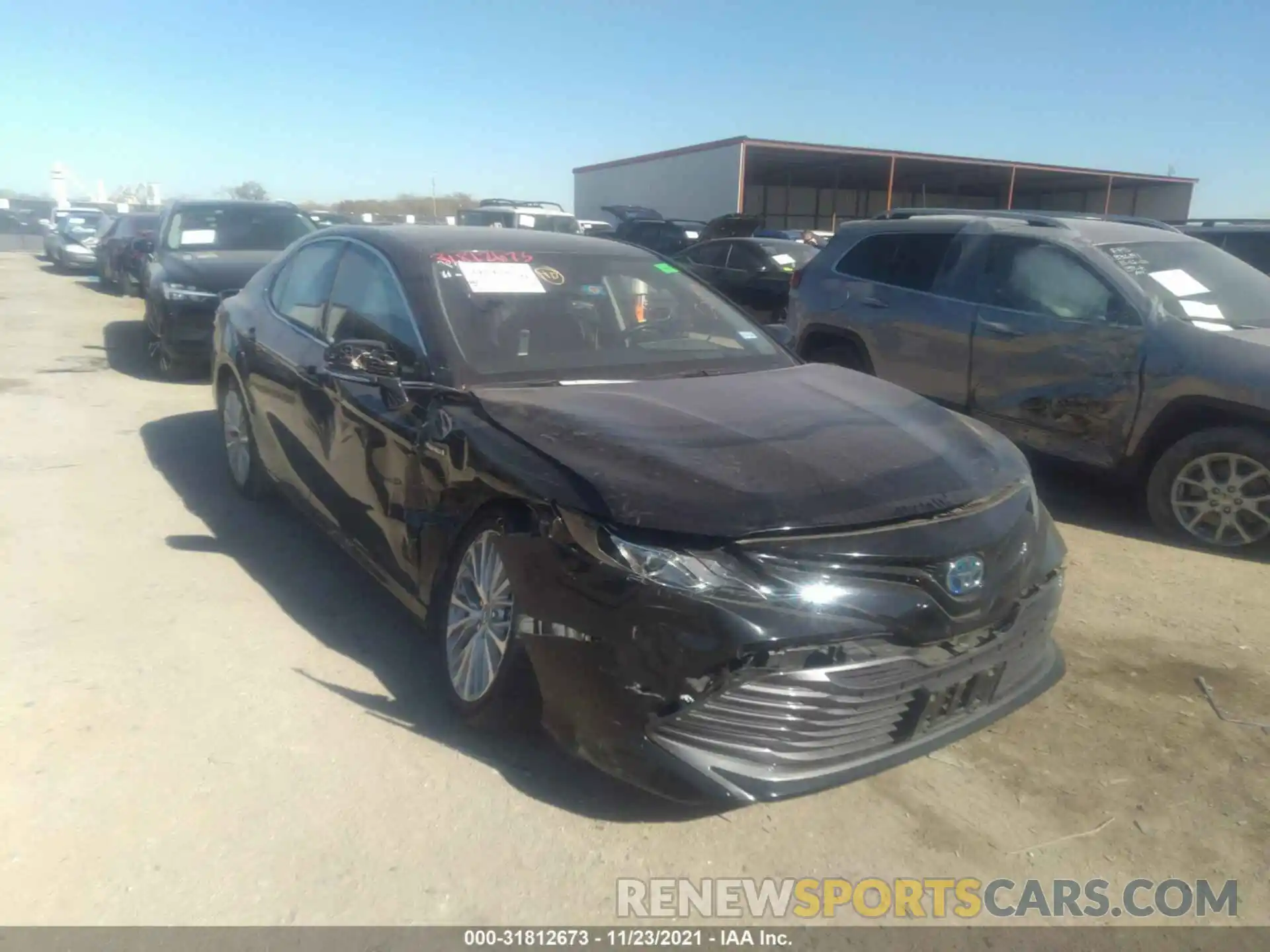 1 Photograph of a damaged car 4T1B21HK8KU010801 TOYOTA CAMRY 2019